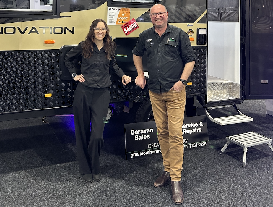 Lotus - Off-Grid - Interior